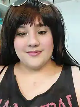 ItsNaiixa online show from January 11, 6:35 pm