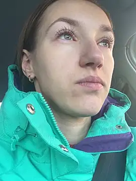 KateRedgar online show from January 18, 11:32 am