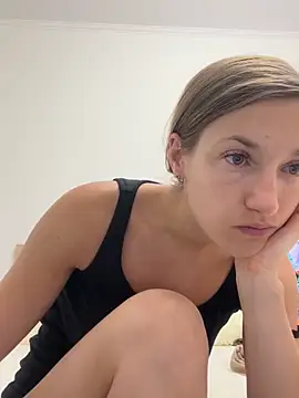 KateRedgar online show from December 3, 10:02 am