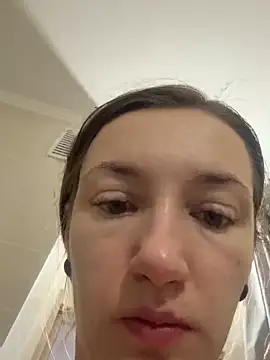 Snapshot of KateRedgar chatting on March 11, 10:54 am KateRedgar online show from March 11, 10:54 am