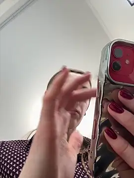 Snapshot of KateRedgar chatting on March 14, 1:49 pm KateRedgar online show from March 14, 1:49 pm