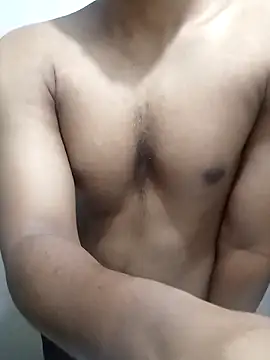 Snapshot of hottboy_39 chatting on March 1, 9:29 am hottboy 39 online show from March 1, 9:29 am