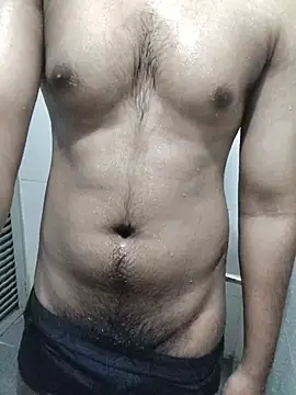 hottboy 39 online show from May 10, 6:24 pm