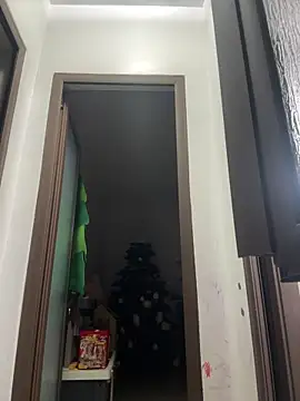 tanyagrey online show from December 18, 6:52 am