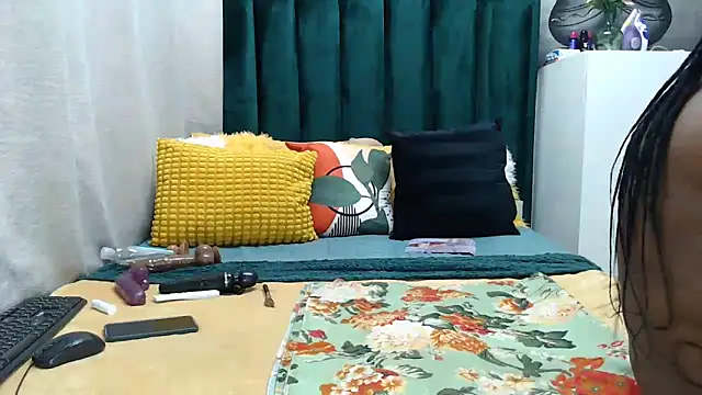 GaggingQueenxx online show from September 14, 7:13 pm