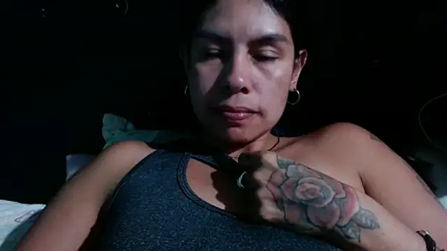 Alanagracia online show from April 1, 8:17 pm