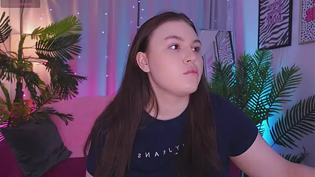 Mia  Peach online show from March 11, 12:00 am