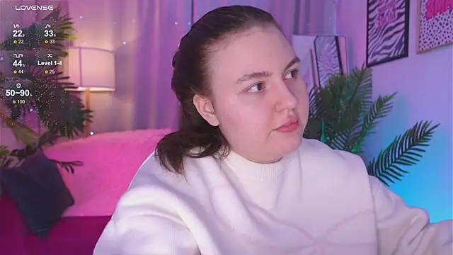 Mia  Peach online show from March 23, 12:36 am