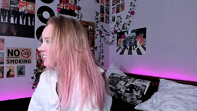AliciaParkerf online show from January 6, 11:31 pm