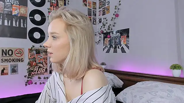 AliciaParkerf online show from January 17, 11:51 pm