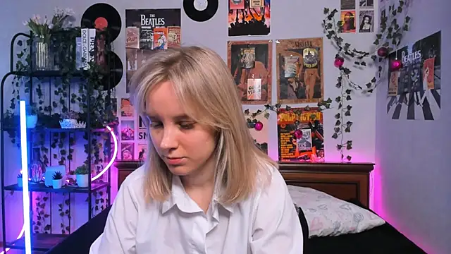 AliciaParkerf online show from March 3, 8:32 pm