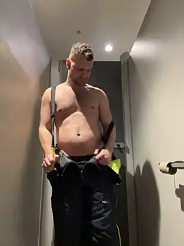 Cumwithmealexanderthebesr online show from February 18, 2:49 pm