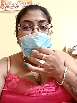 LAVERNIYA  online show from February 27, 2:54 pm