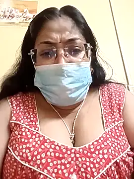 LAVERNIYA  online show from March 9, 12:31 pm