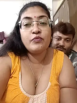 LAVERNIYA  online show from October 27, 7:18 pm