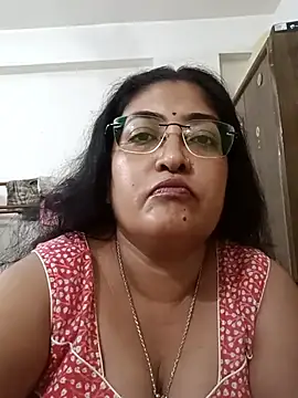 LAVERNIYA  online show from October 28, 10:08 am