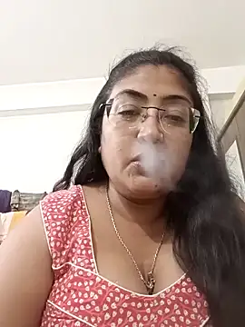 LAVERNIYA  online show from November 5, 12:38 pm