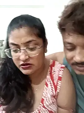 LAVERNIYA  online show from November 8, 6:51 pm