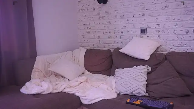 Charming Daphny online show from March 20, 9:59 am