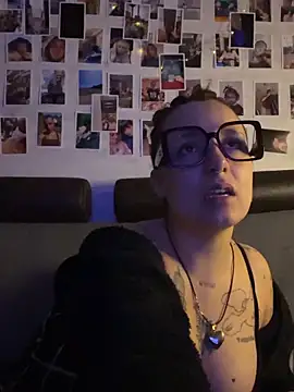 Hawitxui online show from December 21, 8:05 pm