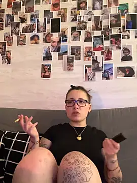 Hawitxui online show from April 11, 7:24 am