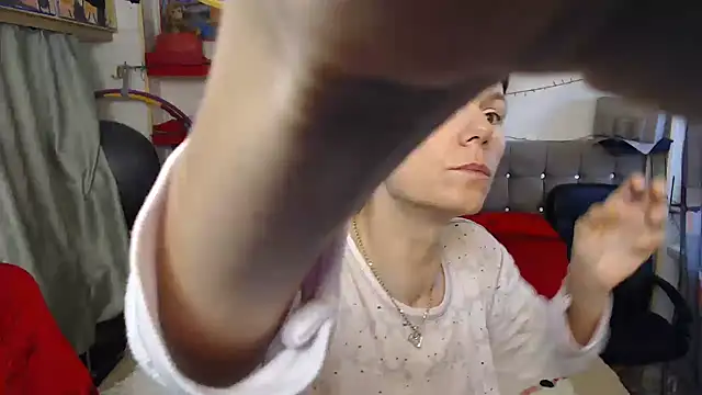 Snapshot of kellyterapy chatting on October 12, 12:48 pm kellyterapy online show from October 12, 12:48 pm