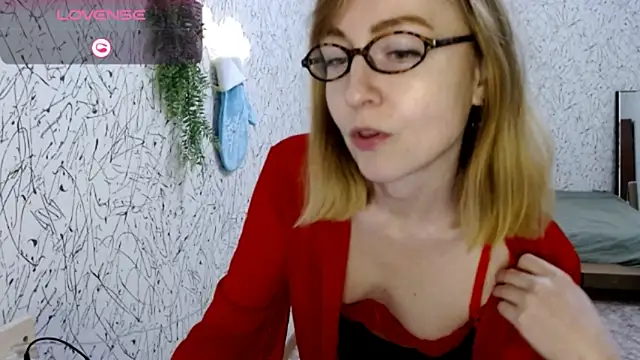 Athena Richards online show from February 24, 2:15 pm