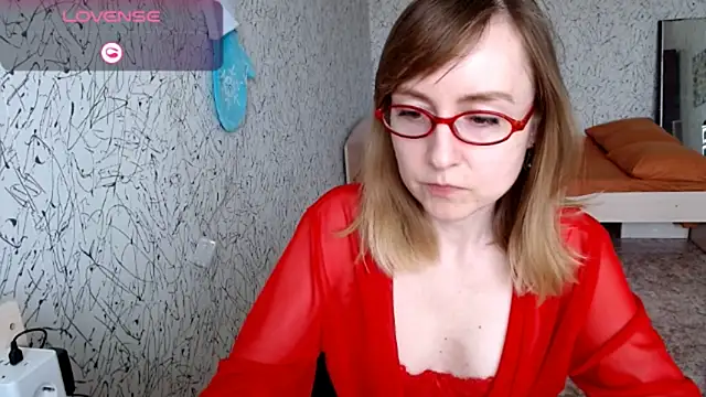 Athena Richards online show from June 13, 9:40 am
