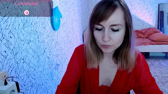 Athena Richards online show from June 18, 4:33 pm
