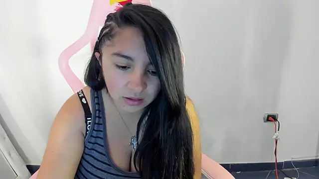  Angelinaandrade  online show from March 10, 2:16 pm