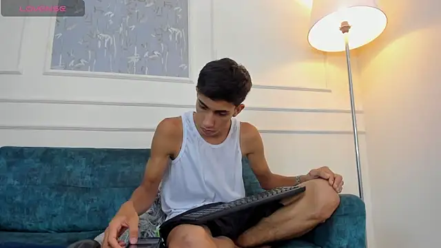 Lucian Davi online show from September 27, 3:55 am