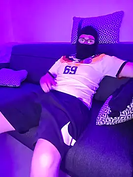 Snapshot of HornyTeenBoy64 chatting on June 29, 8:42 pm HornyTeenBoy64 online show from June 29, 8:42 pm
