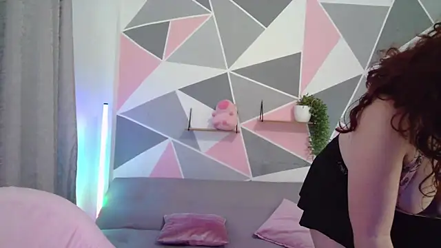 AndrewAnndCherry online show from April 7, 11:59 pm