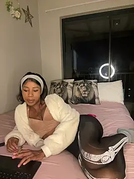 Snapshot of Dime-__ chatting on February 24, 10:41 pm Dime- online show from February 24, 10:41 pm