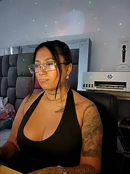 luisa16xxx online show from April 20, 7:48 pm