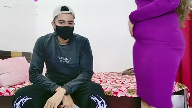 RupaliDixit online show from October 17, 5:59 pm