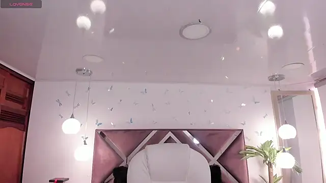  Antonnela  online show from November 19, 2:06 pm