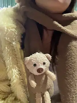 Snapshot of Laura8910 chatting on February 5, 4:59 am Laura8910 online show from February 5, 4:59 am