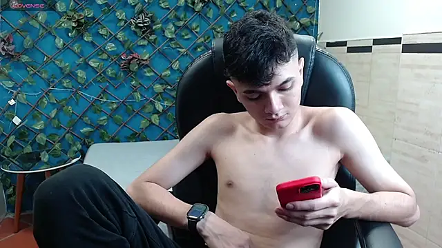 Waturox online show from October 20, 7:25 pm