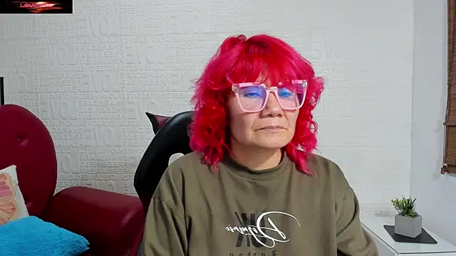 Salomeediaz  online show from February 11, 12:17 am