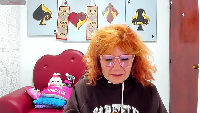 Salomeediaz  online show from February 15, 1:20 pm