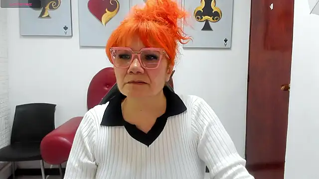 Salomeediaz  online show from March 7, 9:01 pm