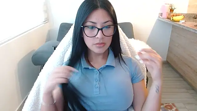 Charlotte cute18 online show from February 10, 10:47 pm