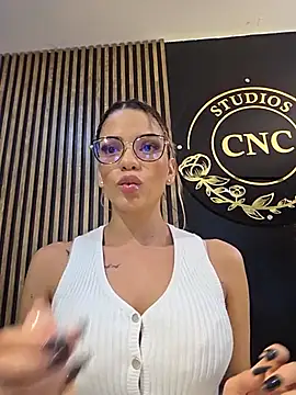 Ameliadickens online show from July 31, 8:19 pm