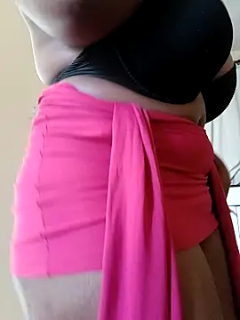 suckmyboobs12  online show from December 12, 8:36 am