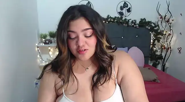KathyGonzalez online show from December 6, 3:00 pm
