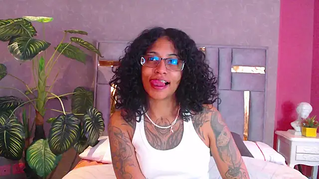 JuliaRose ks online show from December 20, 12:34 pm