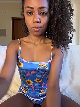 Snapshot of LorenaSirena chatting on February 3, 3:06 pm LorenaSirena online show from February 3, 3:06 pm