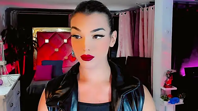 the-horus-girl online show from November 15, 7:32 pm