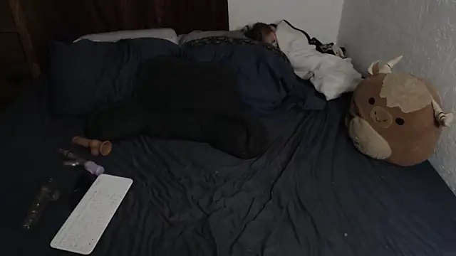 anja peach online show from March 25, 6:08 am